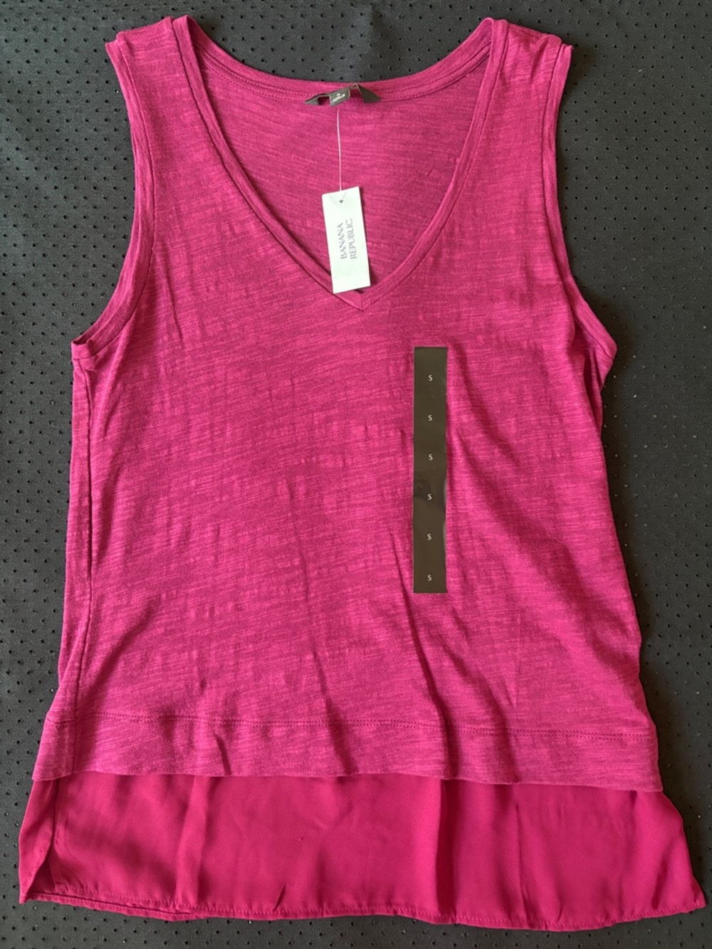 $40 NWT S Smal Banana Republic Hot Pink Layered V-Neck Tank Top